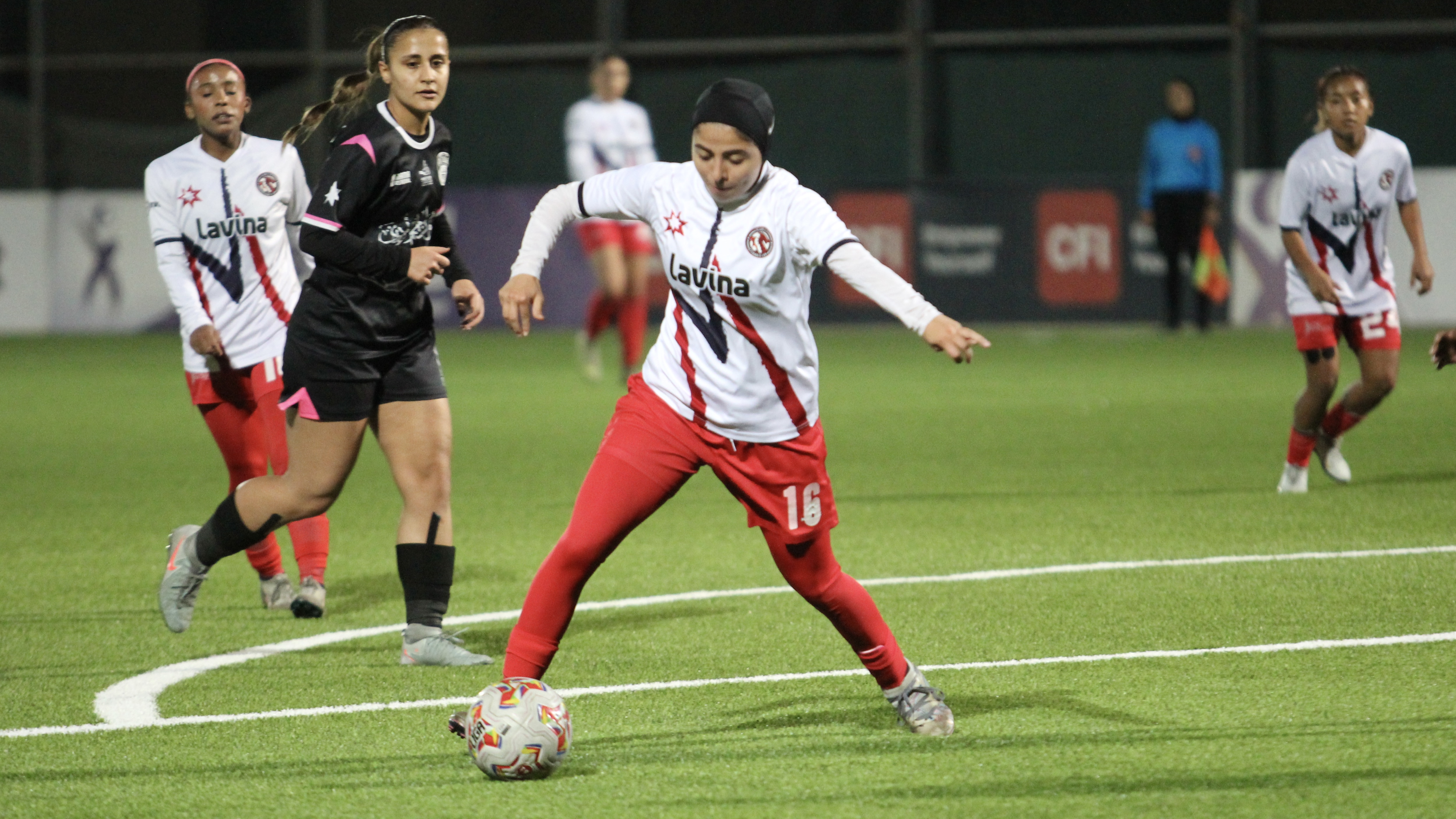 الاتحاد يحافظ على صدارة الدوري الأردني للمحترفات