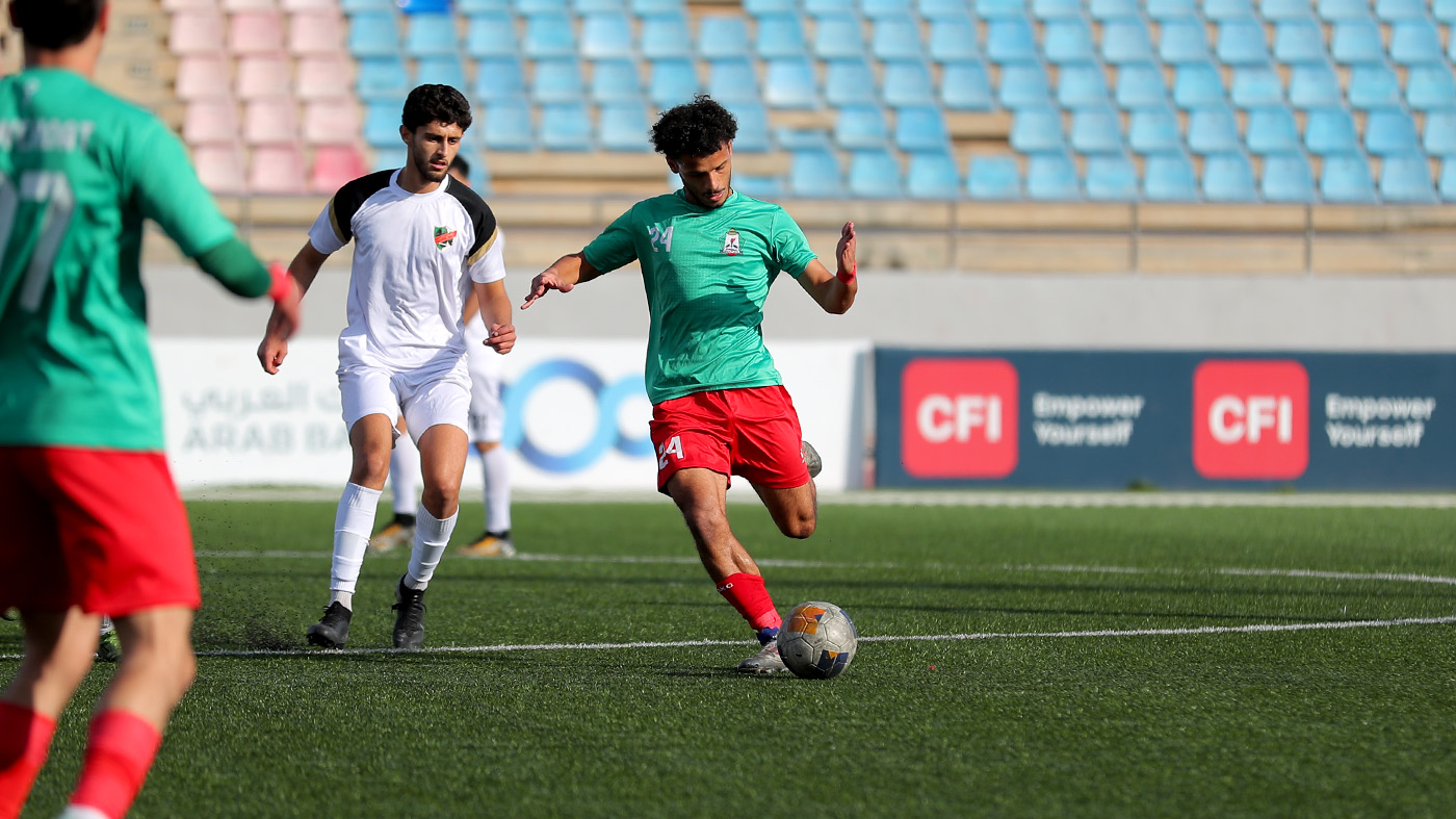 الجزيرة يواصل صدارة دوري الرديف