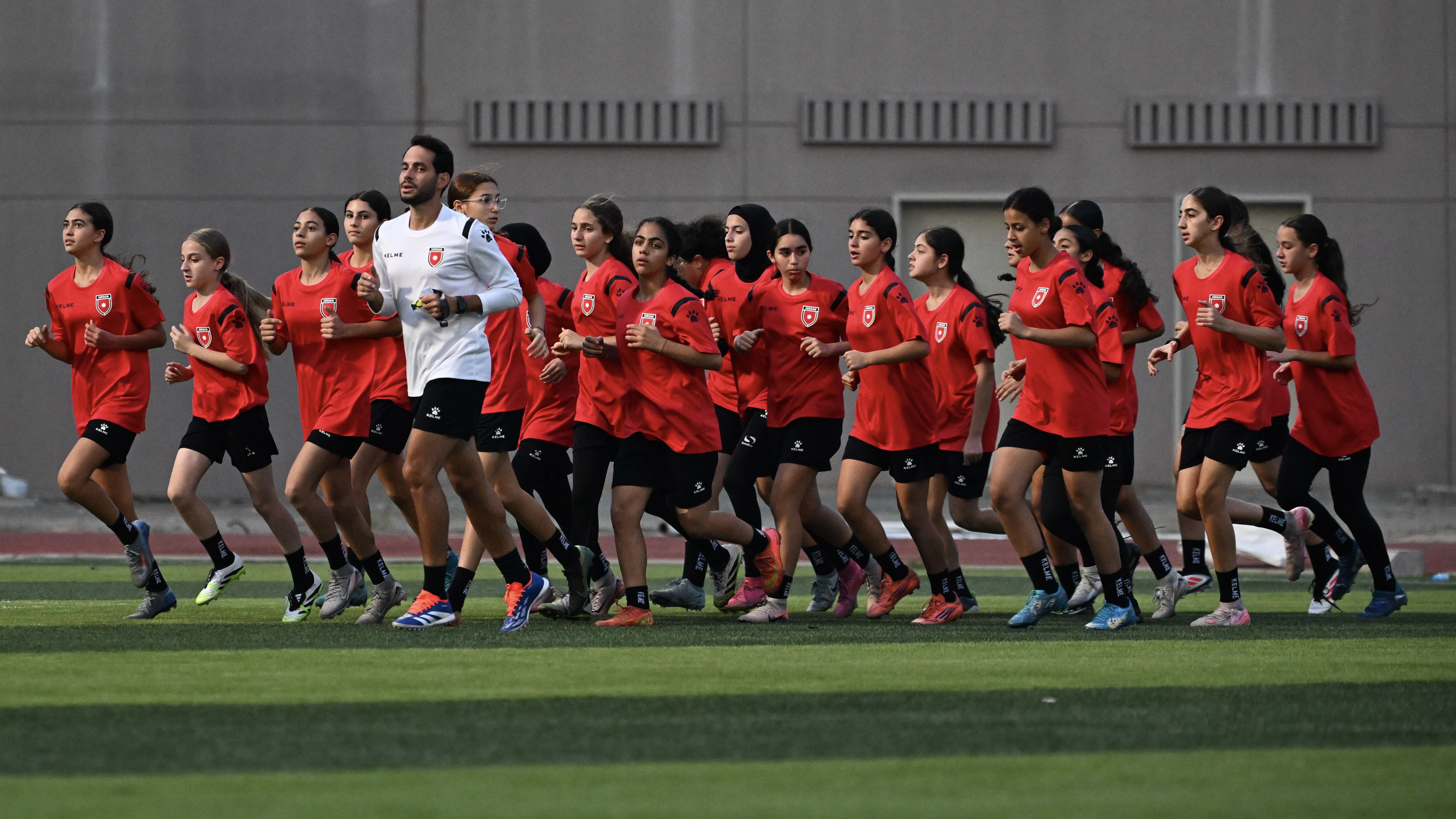 المنتخب النسوي ت14 ينهي تحضيراته لمواجهة البحرين بـ غرب آسيا