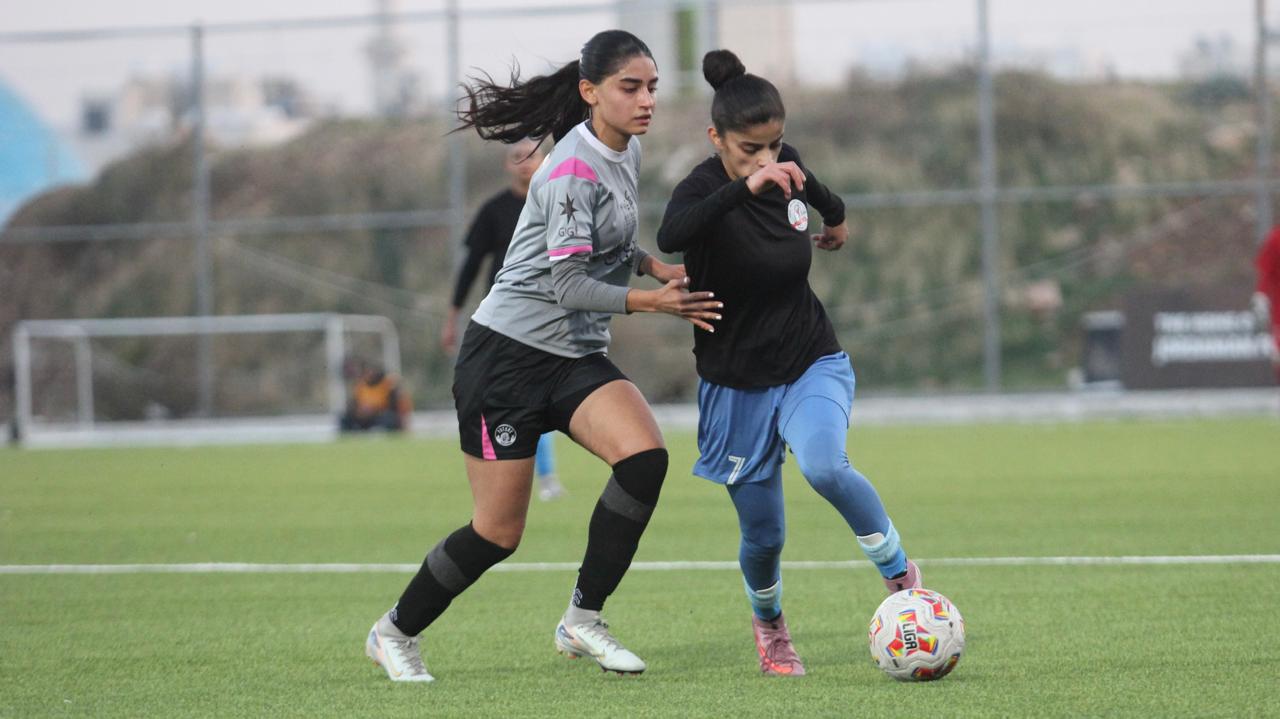 الاتحاد يواصل صدارة الدوري الأردني للمحترفات